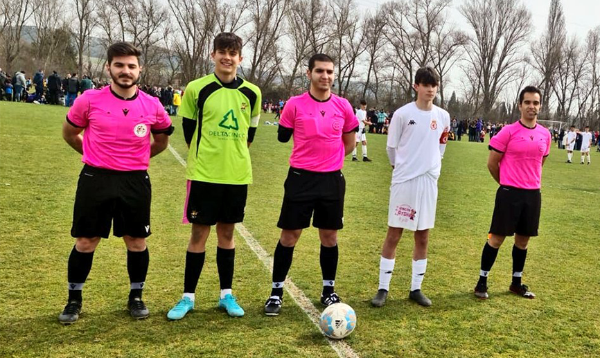 ☺️ ¡QUÉ GRANDÍSIMA NOTICIA!

David García, árbitro de la <a href="/FCyLF/">RFCYLF</a>, ha vuelto este fin de semana a los terrenos de juego tras superar una dura enfermedad.

👏🏻 Ejemplo de fuerza, optimismo y superación. 

Nos alegramos enormemente por ti, David. Te esperamos pronto en #2BSegundaRFEF.