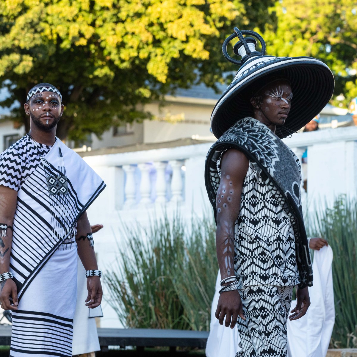 CTCarnival's tweet photo. Something special is happening in the streets of Cape Town!

#CTcarnival2022 #Reunited #Sihlangene #Stiekuit https://t.co/dg8GYaLWi2