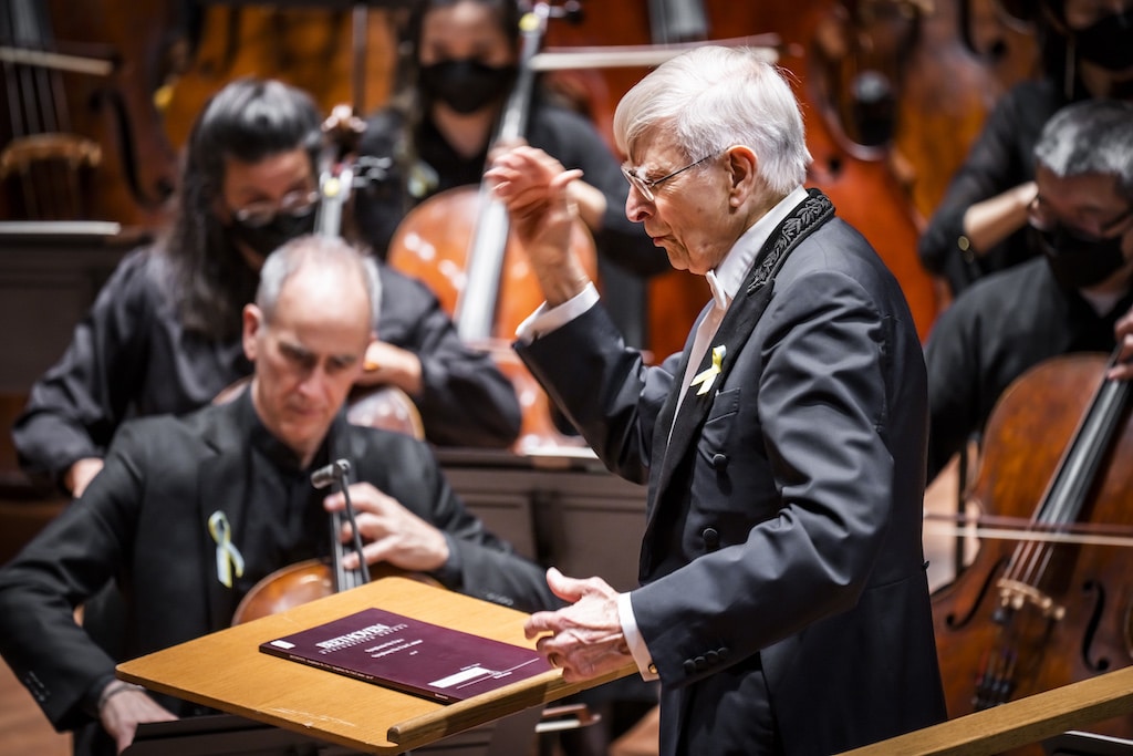 ClassicalSource's tweet photo. #Concertreview
@nyphil #AliceTullyHall #LincolnCentre
New York Philharmonic – Herbert Blomstedt conducts two Symphonies – Nielsen’s ‘Inextinguishable’ & Beethoven’s Fifth https://t.co/t1ecDk1RLB https://t.co/CiKJNY26c4