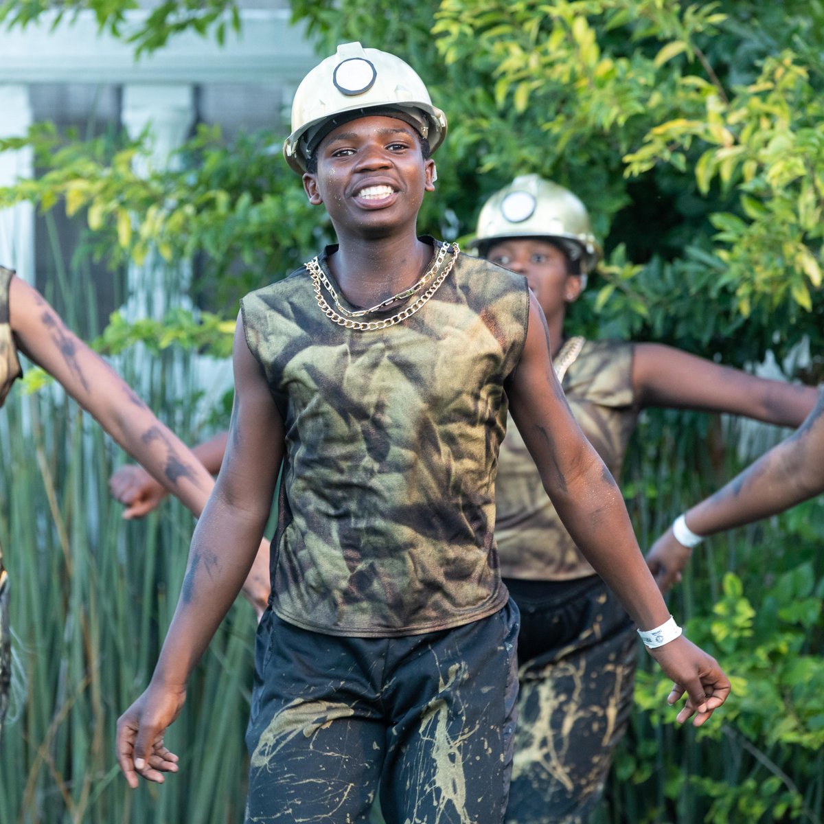 CTCarnival's tweet photo. Something special is happening on the streets of Cape Town!

#CTcarnival2022 #Reunited #Sihlangene #Stiekuit https://t.co/Knmiul0hbz