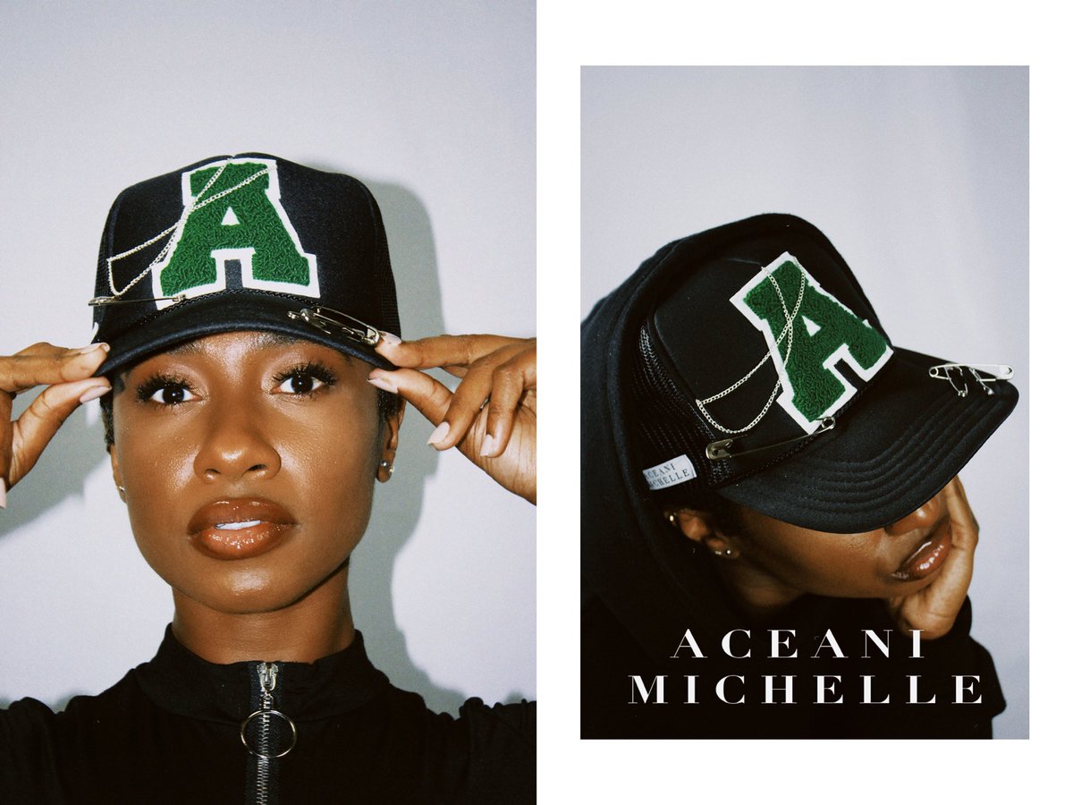 aceanimichelle's tweet photo. ♠️🖤 https://t.co/vAu1UBDJXv