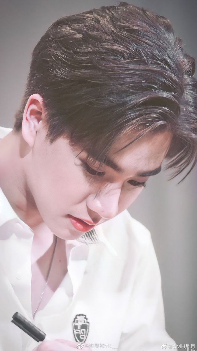 Anakoo_0095's tweet image. 20.3.2001 to 20.3.2022 

Happy 21st birthday baby 🖤
Thanks for knowing you Perth ~ 
My days were happy 'cause of you. 

#PerthTanapon 
#Perth21stHBD