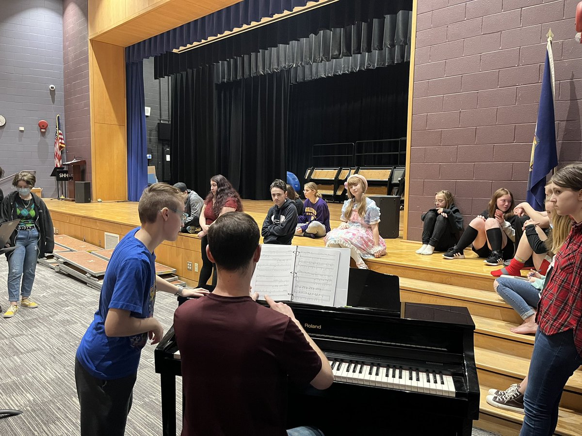 rmaier77's tweet photo. Great rehearsal today w/Christian @MapleHill_HS @SchodackCSD I’m so thankful and very proud! https://t.co/kciVWUyMb0