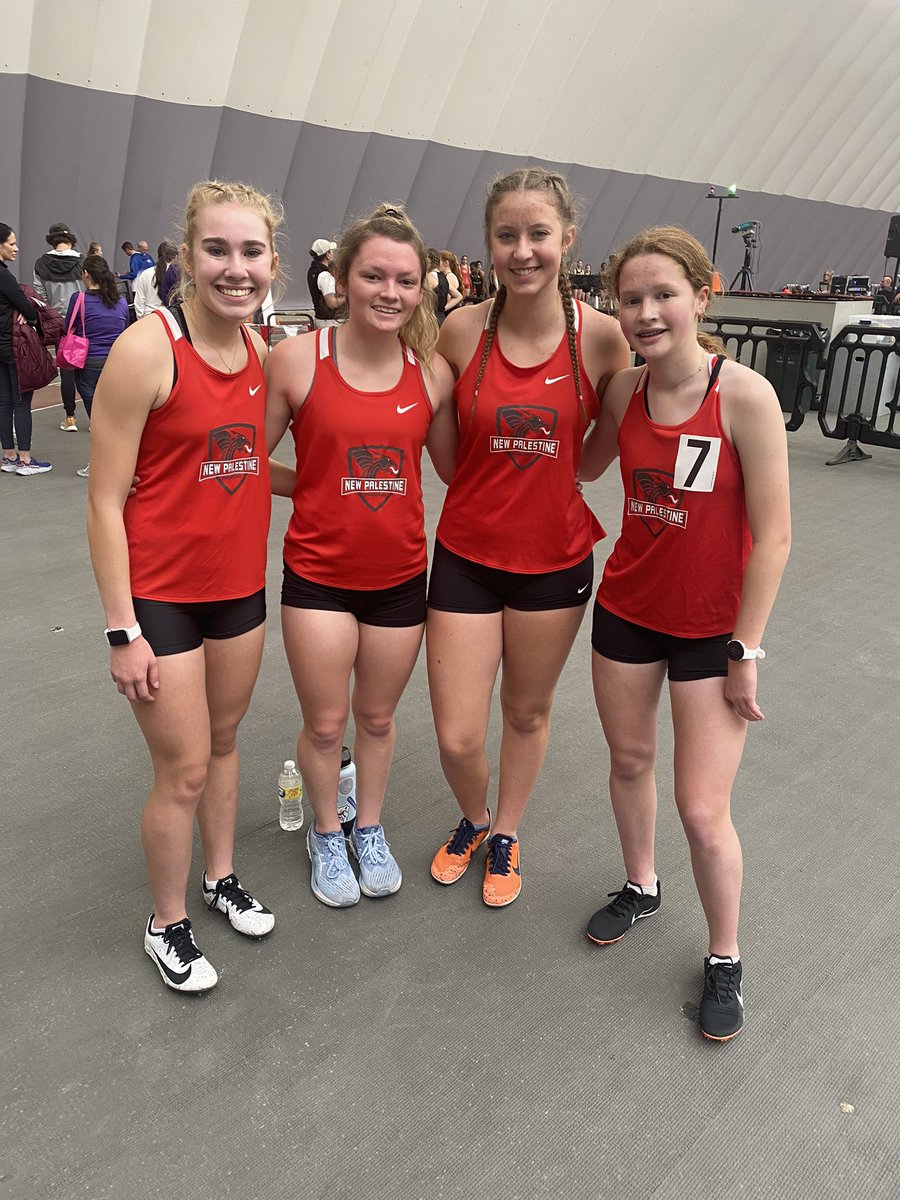 This Dragon 4x800 relay PRed again with a 2nd place finish at Uindy today!! Congrats to Ashlyn Sanford, Lexi Baynes, Emily Adam &amp; Tylar Whitaker!!
#AshlynFTW #fLEXonEmBaynes #AdamBomb #FlyTy