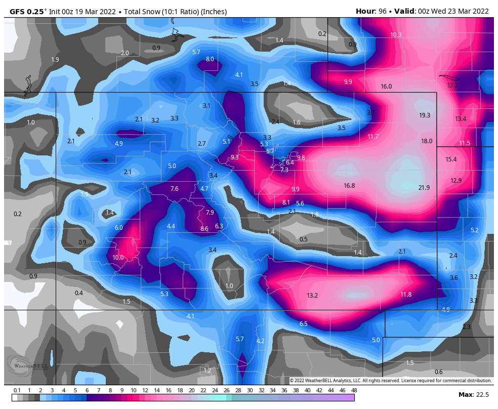 BrianBledsoe's tweet photo. Time and time again, the GFS images get posted only to be wrong...1st image is last night's run, and the second image is this morning's run. Total potential snowfall through Tue pictured. Don't trust the second image either, just wanted to show the comparison #cowx #GFSis🗑️ https://t.co/zFSA498Vb4