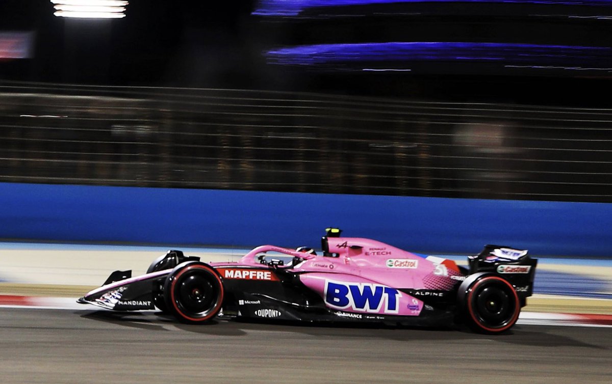 seanbulldesign's tweet photo. Yeah loving how the Alpink looks on track, espcially at night
Very proud as ever to have been part of the design team tonwork on another F1 livery, and even more so for it to be a ‘special edition’
Tomorrow we fight!
📸 @jamesmoy
#F1 #F12022 #Alpine #BahGP #BahrainGP https://t.co/tlpfcfZcdz