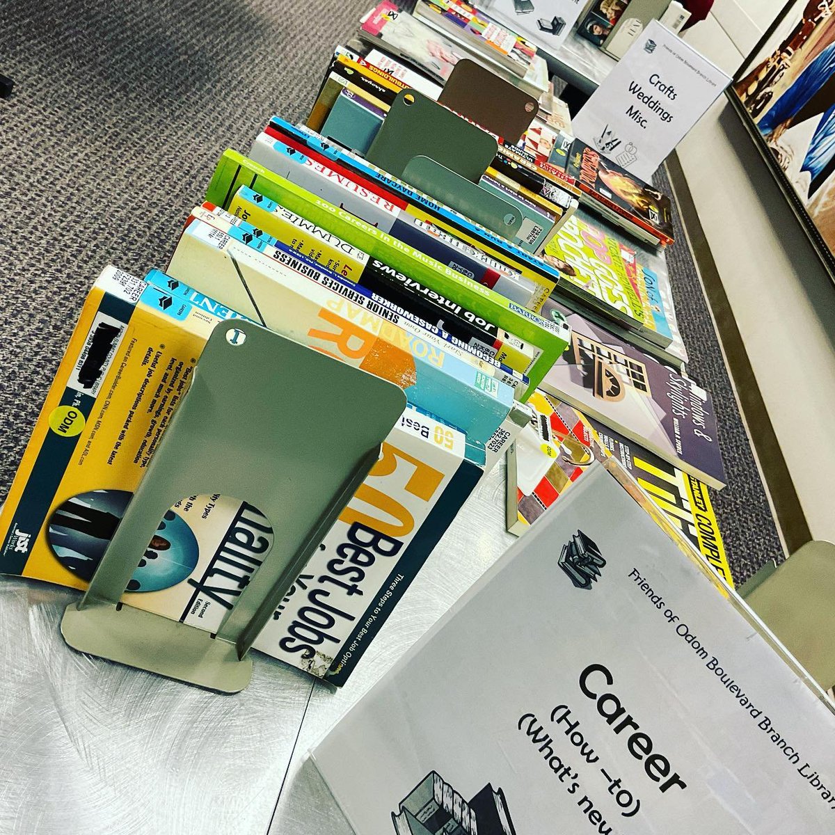 OdomBranch's tweet photo. Our Friends of the Library book sale is today! Stop by until 3PM to browse and find something to add to your personal library! https://t.co/gvvEYUtKmR