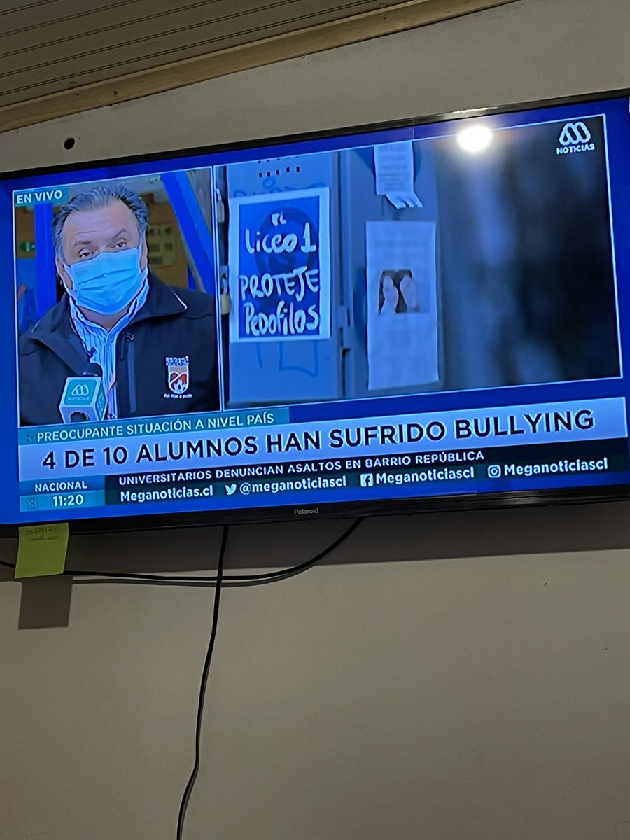 BarbaraAbigaail's tweet photo. No solo los estudiantes están sufriendo algún tipo de abuso, los Profes también sufrimos de agobios por parte de los apoderados …. https://t.co/F42CSzhkXU
