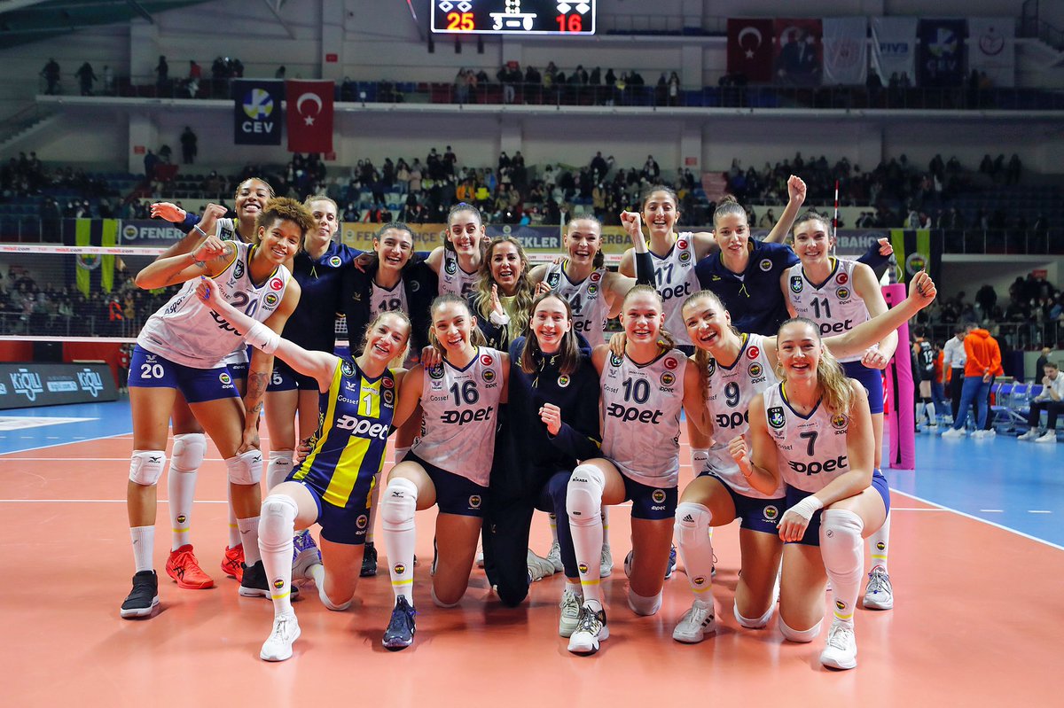 📸 Galibiyet pozu! 👏

#SarıMelekler