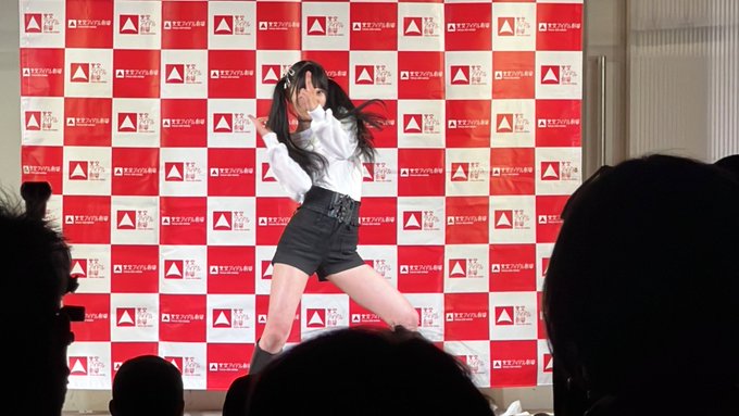 Twitterのコスプレ画像25