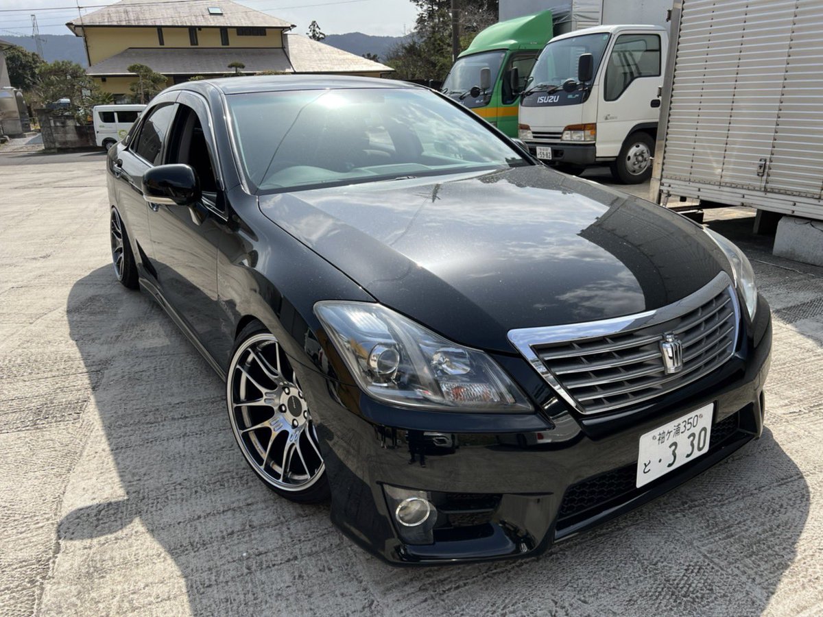 mun_809's tweet photo. 20クラウン誰か欲しい人いませんか？
詳細あります気軽にDMください

次の���ーナーさんからの代理です🙇‍♂️
現状渡しですアーム類付いてます。 https://t.co/otbmXMH1xI