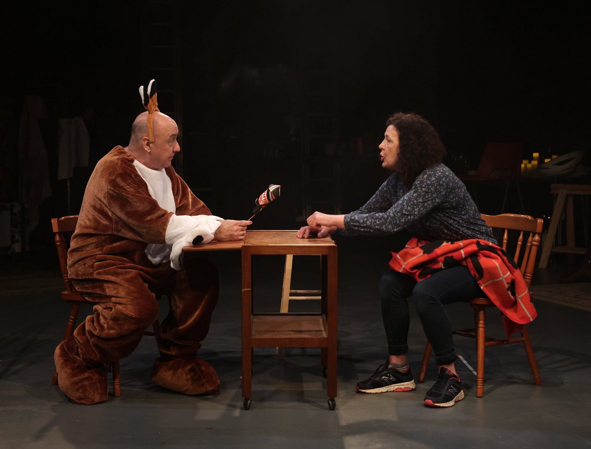 productions_her's tweet photo. THE DEMON DOG OF WATERHEAD by @CathyCrabb 
Directed by @KateCoogan 

Starring @jamquinn &amp; @SarahLegg69 

One of six #Vignettes at @hopemilltheatr1 until 26th March 📅

Don’t miss out #Manchester! Tickets selling FAST 🎉

📷 @shayster57 

https://t.co/kcebTIWrk9 https://t.co/b2LATj2oTh
