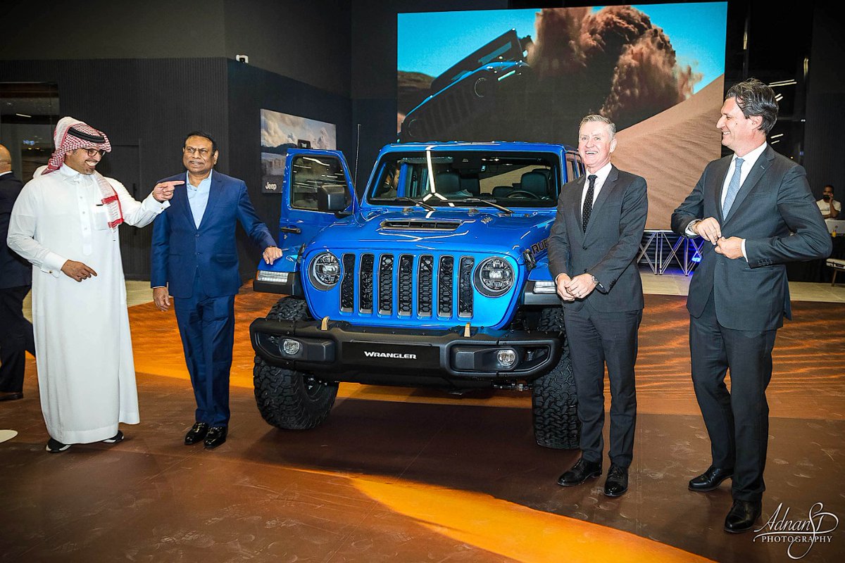 AlwaleedFor's tweet photo. H E Al-Waleed Al-Dahesh Al-Tuwaijri, Chairman of the Board of Directors of the Saudi Investment Group, Chairman of First Motors, Inaugurates and Participates In The Frst Exhibition of Petromin Stellants, As Official Partner Of Jeep, Dodge, Chrysle, Ram, Fiat, Alfa Romeo in Riyadh https://t.co/9yx7AecNLk