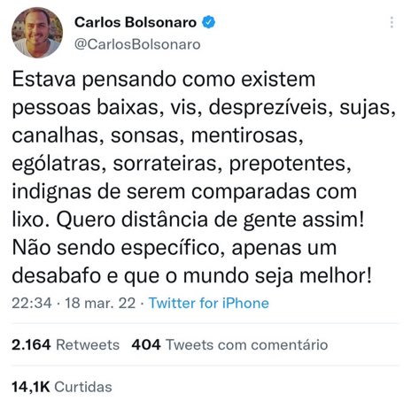 Caraca! O Carlos, num momento de rara lucidez, metendo o pau em seu pai.