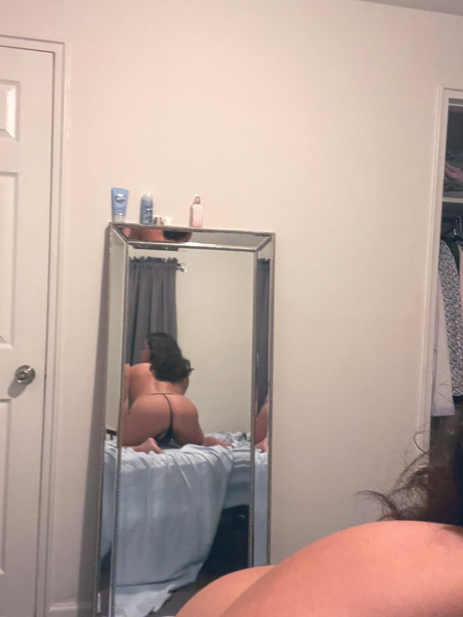 Leadingstandard's tweet photo. 💖🥰🤣😜☀️🥴
.
.
Just a lil tease #panties #baby #of #hornyboy #porn #sexy #bedroom https://t.co/J3xbtVSzwN