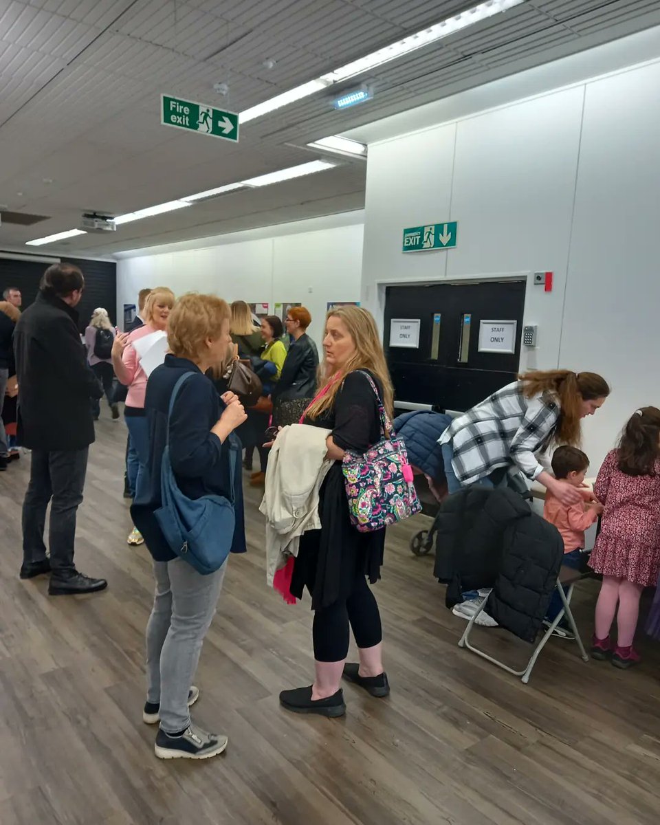 HuddsArtGallery's tweet photo. Today we've hosted an appreciation event for local people who volunteered during the pandemic. Thanks to @WillSimpson2210 for his lovely speech and all @TSL4Communities @TSLVolunteering and most importantly thanks to all the wonderful volunteers! https://t.co/vrK9gE3zUV