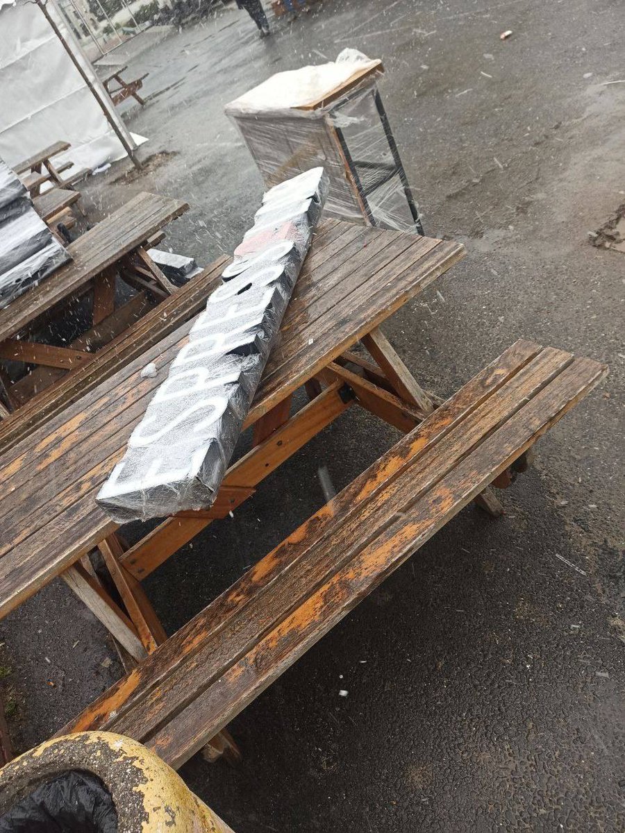 İstanbul Tıp Fakültesi’nde kısıtlı okuma salonu espresso lab yapılıyor!

Geçtiğimiz haftalarda okulumuzda “kahve zinciri değil, kütüphane istiyoruz!” diyerek eylem yapmış ve yüzlerce dilekçe toplamıştık.