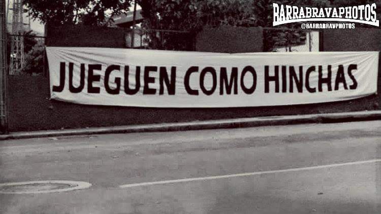 ChavarriaPibe's tweet photo. ..

Jugadores jugadores no se los decimos mas. https://t.co/ojvH0PItjc