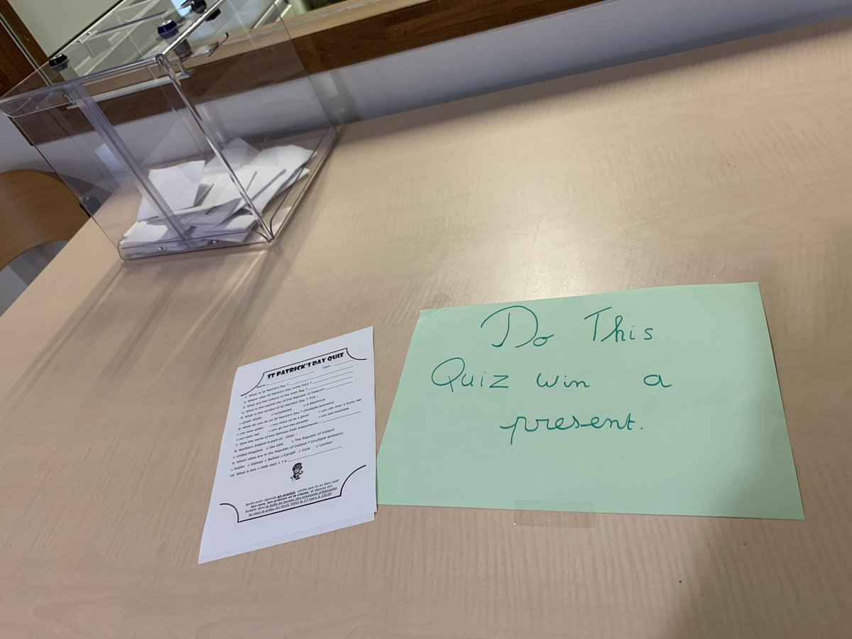 College54's tweet photo. En Mars à Louis MARIN, on célèbre #JourneeDesDroitsDesFemmes et #saintpatrick Bravo 👏 aux élèves engagés et merci 🙏 aux adultes qui les encadrent https://t.co/lX5xOYzDy8
