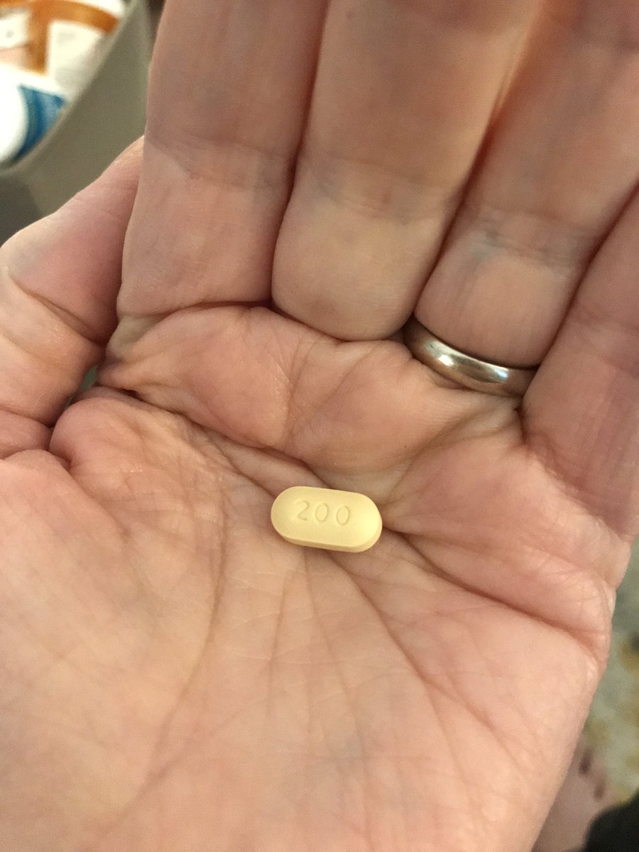 davidinchicago's tweet photo. W/#copay, guess how much this tiny pill (200mg) costs? I have good Rx #insurance. Just the cost of 1 pill. #ridiculous 
#pharmaceuticals #immunosuppressant #gvhd #leukemia #immunesystem @SenatorDurbin @SenDuckworth @RepMikeQuigley @Croke4Illinois @SenatorSara6 https://t.co/dN5lw3GjXw
