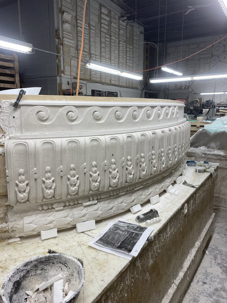 JohnGPurcell's tweet photo. Work continues on an immense replacement for the face of a theater balcony. The difficulty lies, not in its size, but the necessity of seamlessly matching the other existent balconies.

#architecturelovers #interiordesign #archilovers #art #building #plastercasting #plaster https://t.co/dJELvNnQvx
