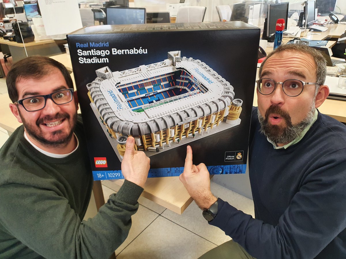 Deportes_rne's tweet photo. 🚨 ¡SORTEO! 🚨

1 maqueta del Santiago Bernabéu de @LEGO_Group 🧩

¿Cómo conseguirlo?

⏩ Sigue a @TABLERO_RNE 
🔄 Haz RT
⁉️ Responde: ¿Qué recinto deportivo te gustaría como maqueta de LEGO y por qué?

Mañana, tras #ElClásico ⚽️ anunciaremos al ganador https://t.co/sA7uiVa6H9