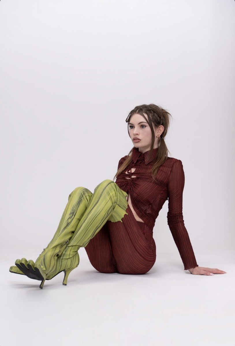 Antonia in Spring/Summer22 AVAVAV <a href="/AVAVAVFirenze/">AVAVAV</a>