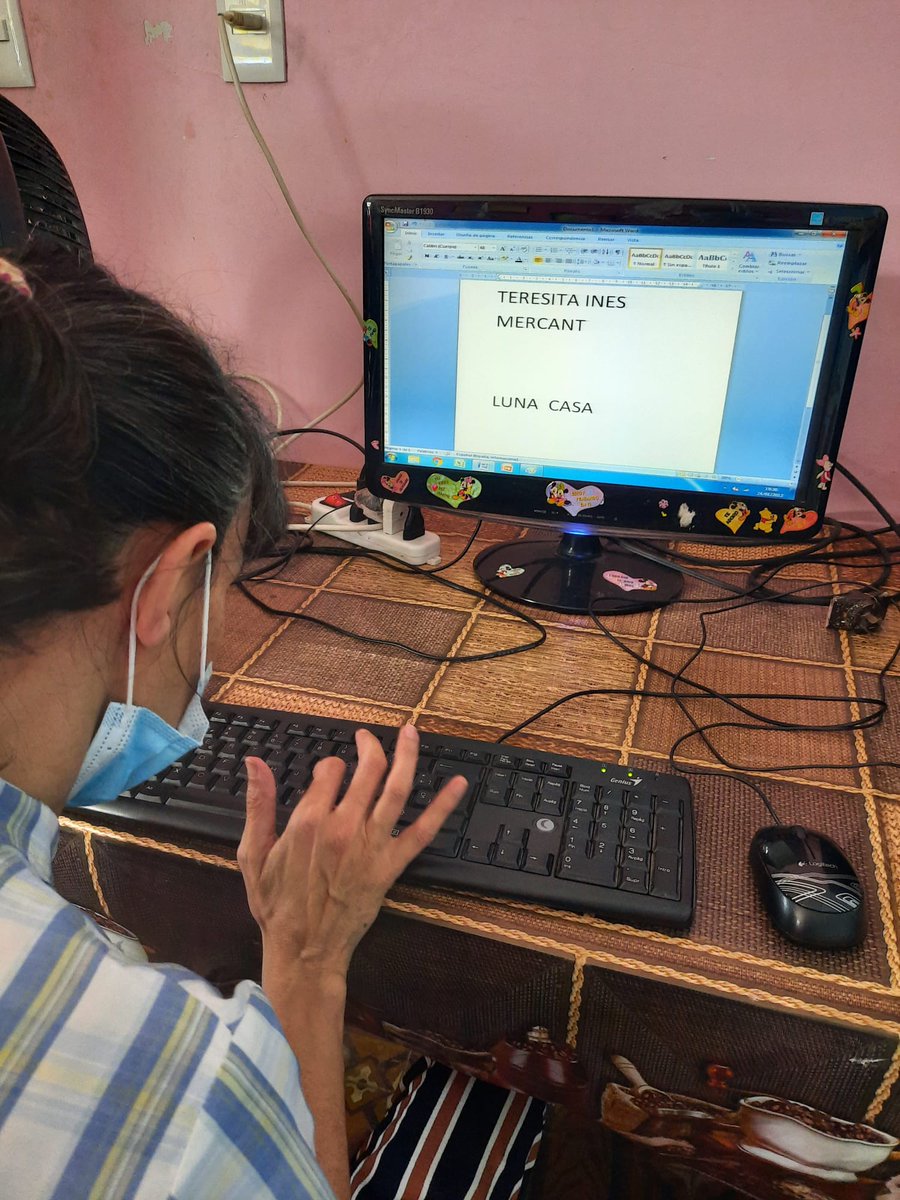 CERMU1's tweet photo. En #CERMU utilizamos computadoras y equipos tecnológicos para trabajar nuestras habilidades 👨🏽‍💻

👉🏽 Nuestra maestra nos guía para ejercitar el área motriz, la concentración, la memoria y el racionamiento.

Colaborá con #CERMU ➡ https://t.co/VW4Ujkf5WK

#colaboracion #uruguay https://t.co/Ay9Epi2bxY