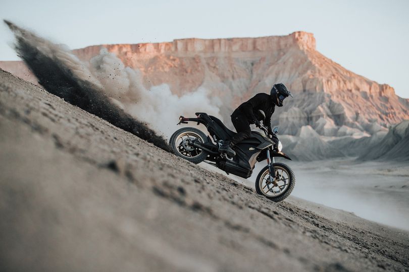 Cyclewise's tweet image. Traction when you need it, roost a buddy when you don't. 😎 Explore like never before on the Zero DSR.
cyclewisevt.com/search/invento…
#EffortlessAdventure #ZeroDSR #RideElectric