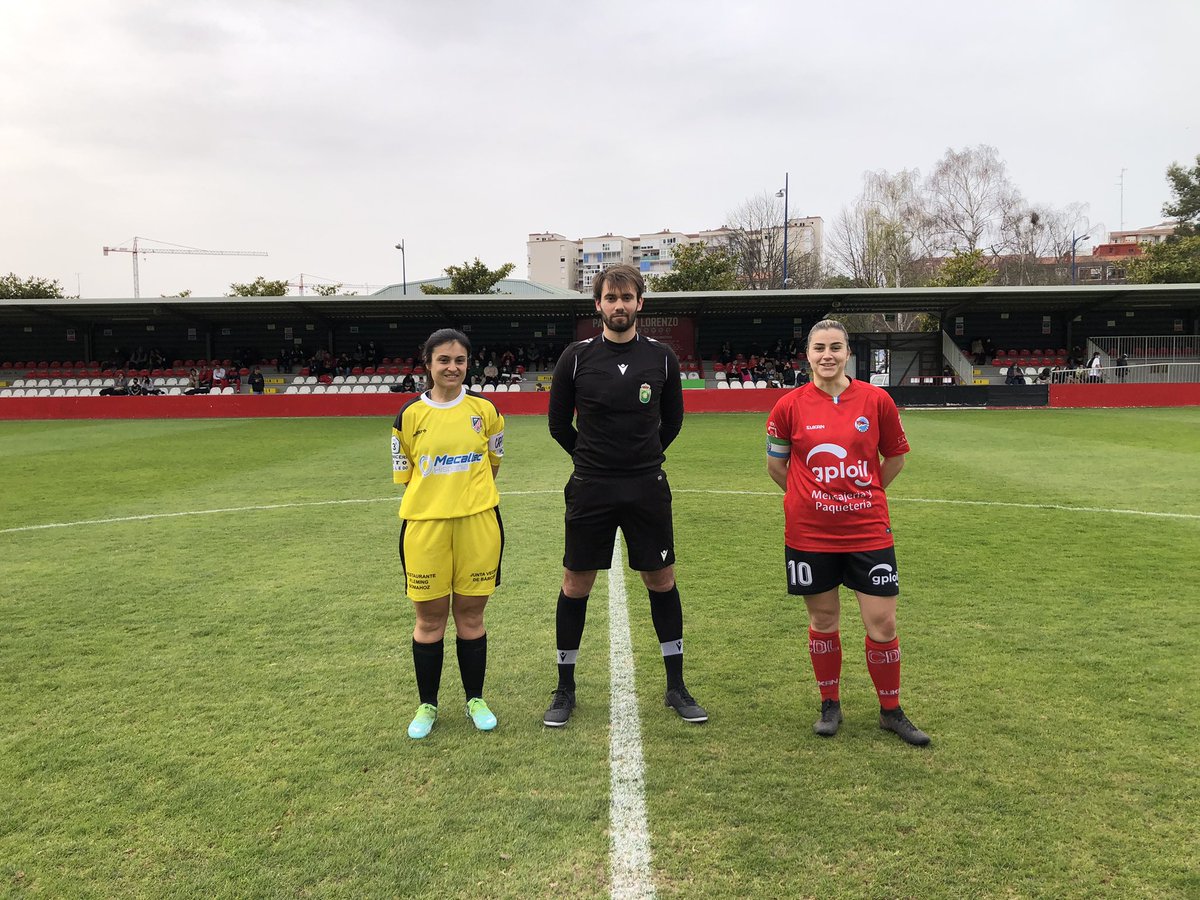 CDLaredo's tweet image. 🏆| ¡Rueda el balón en San Lorenzo!

▶️ @cdlaredo  🆚 @SDTORINA 

🗣Arbitra el encuentro Unai @fcf_es 

#CDL | #CDLaredo | #FutbolFemenino