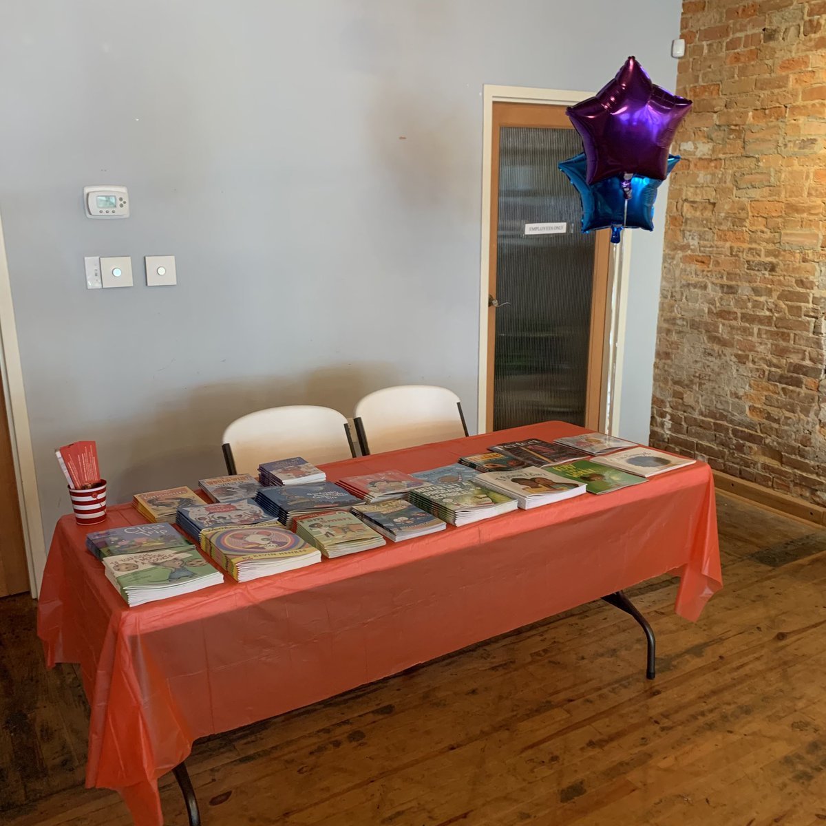 The fun has begun! #readacrossamerica <a href="/DowntownFay/">DowntownFayetteville</a> Princess Tiana is in the house! Come read with us!@CumberlandCoSch