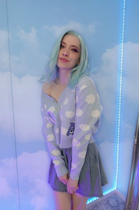 Head in the clouds ☁️☁️☁️ @BlackMilkTweets https://t.co/m17pGQ25Gf<a class="tags" target="_blank" title="On Twitter" href="/?out=eyJ0eXAiOiJKV1QiLCJhbGciOiJIUzUxMiJ9.eyJpYXQiOjE3MTkzMDY2NjUsImlzcyI6InR3cG9ybnN0YXJzLmNvbSIsIm5iZiI6MTcxOTMwNjY2NSwiZXhwIjoxNzUwODQyNjY1LCJyZWRpcmVjdF91cmwiOiJodHRwczovL3R3aXR0ZXIuY29tL0JsYWNrTWlsa1R3ZWV0cyJ9.o2ANZYmf7bDb-wKtCBYDKFlg0DYSZbaFswydgcCxeGuzDAFCQcha6wzHRzPCAmAgQ-AW2AxDopp4mQlSa273gQ">@BlackMilkTweets</a>