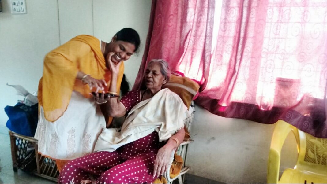 RajithaUdutha's tweet photo. తెలంగాణ సాయుధ పోరాట యోధురాలు,తెలంగాణ బులెట్ మల్లు స్వరాజ్యం గారికి విప్లవ జోహార్లు💐✊#ComradeMalluSwarjyam https://t.co/zRpO56iVNd