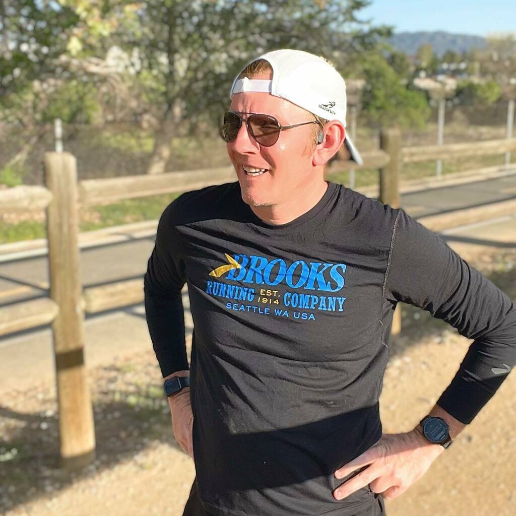 N8I's tweet photo. Already at 107 miles for the month, hoping to set a new monthly mileage record! Feeling good, letβs keep this rolling right into Boston next month! #RunPositive #RunHappy #UltraMarathongiveaway https://t.co/lRKDaoUGJ3