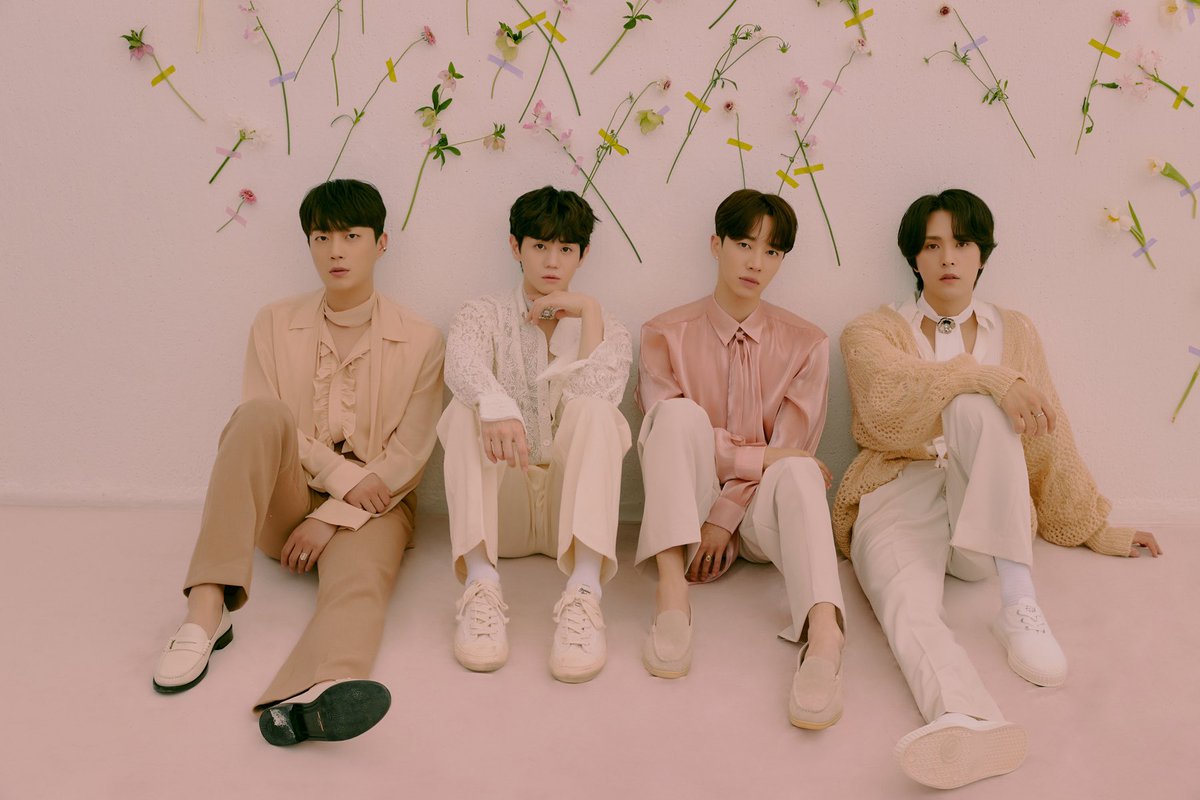 PURE_HIGHLI5HT's tweet photo. [💡]กิจกรรมลุ้นรับอัลบั้ม DAYDREAM (BEFORE THE DREAM ver.)

"เมนชั่นหรือโควททวิตนี้อวยพรหรือพูดถึงความประทับใจที่มีต่อไฮไลท์ ในโอกาสที่วงไฮไลท์เดบิวท์ครบรอบ 5 ปีในวันที่ 20 มี.ค.ค่ะ *แฮชแท็ค #5YearsWithHighlight
#영원히_우리가_비춰줄게"

ร่วมสนุกได้ถึง 21 มี.ค เวลา 18.00 น. https://t.co/RPKjE1J87E