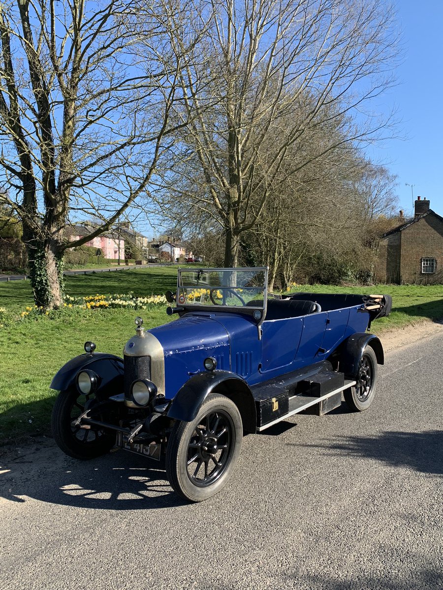 PercyBullnose's tweet photo. Percival Bullnose enjoyed a few hours out in the March sunshine today - running well and ready to socialise with veteran friends! #beytongreen #percivalontour @Ogbert1 @sarahcrabtreee @samueldwilliams @Jessiew0908 @bbcweather https://t.co/RgKMJsDh13