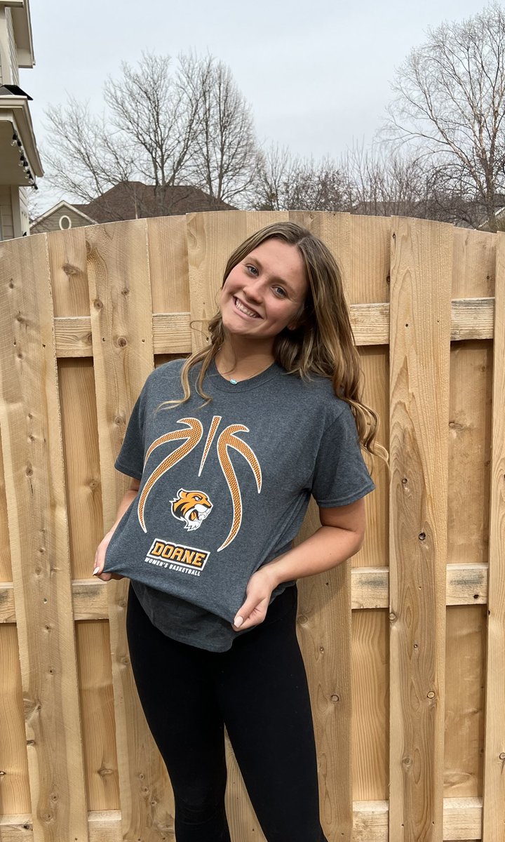 megan chambers tweet media