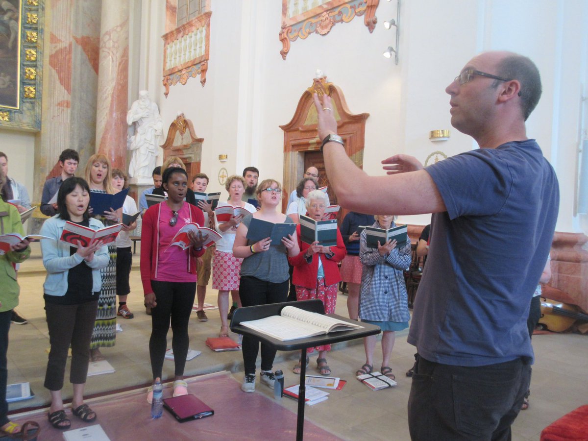 UoPMusic's tweet photo. If you enjoy singing, join our #choir @portsmouthuni https://t.co/8CJZOFS99z
