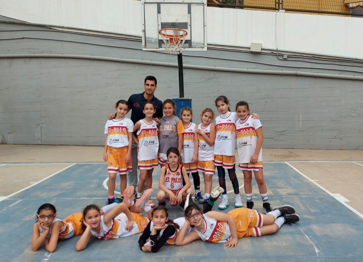 cbelpalo's tweet photo. 🏀 #PARTIDO | Nuestro #PreminiFem de Javi Ariza y Jorge se lo pasó genial en su visita a Teresianas del pasado vienes. ¡A seguir mejorando chicas! 
#PANTERAS
#GoPalo🧡 https://t.co/XsYamHQsrB