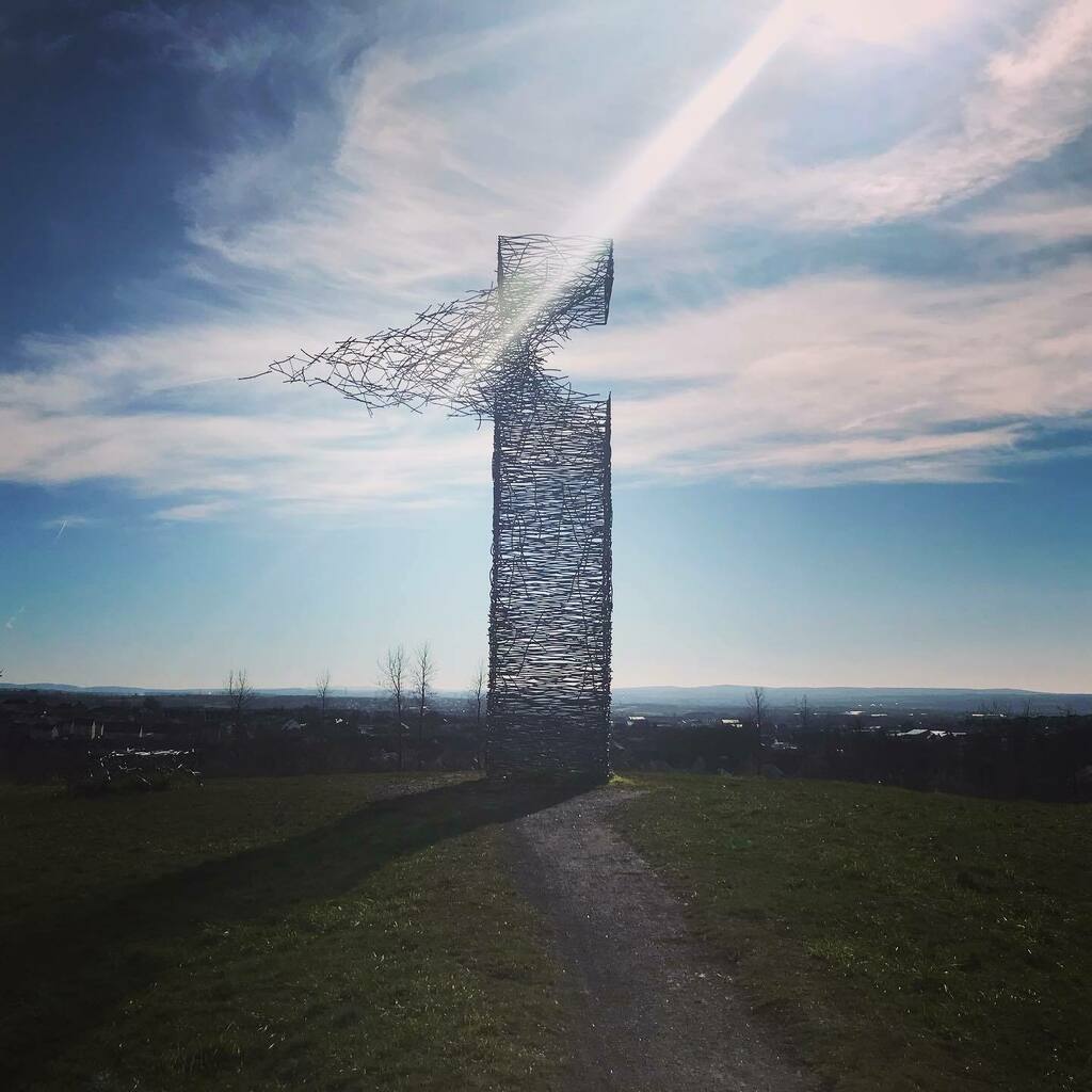 Starfury's tweet photo. Smasher of a day for a walk. ☀️#skytower #scotland #weewalks https://t.co/gjIyE6FWNY https://t.co/oeY0zlWpbp