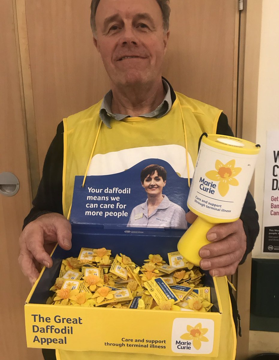 fundraiserhels's tweet photo. Thanks to our ‘crazy Maisie’ 😂 for looking after our @mariecurieuk #GreatDaffodilAppeal at @Morrisons #Diss @DissCommunity the last 3wks &amp; to David for being a delivery &amp; pick up driver &amp; to Myke who’s looked after everything at #Morrisons #OldCatton #Norwich #Norfolk 🌞🙏 https://t.co/4aPn5AYExs