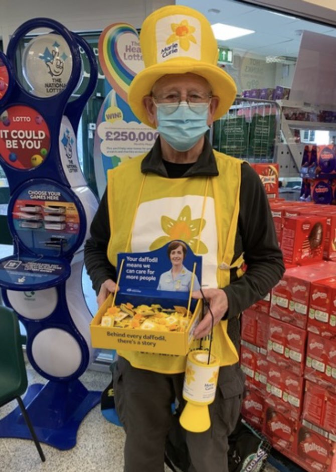 fundraiserhels's tweet photo. Thanks to our ‘crazy Maisie’ 😂 for looking after our @mariecurieuk #GreatDaffodilAppeal at @Morrisons #Diss @DissCommunity the last 3wks &amp; to David for being a delivery &amp; pick up driver &amp; to Myke who’s looked after everything at #Morrisons #OldCatton #Norwich #Norfolk 🌞🙏 https://t.co/4aPn5AYExs