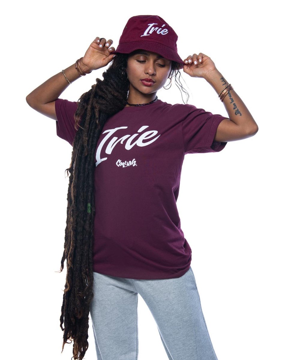 CYEvolution's tweet photo. Spring forward with new Colours.  Irie Yard graphic tees available worldwide at https://t.co/NdFDtMEhOq 🖤

•Model: @IIKayaIses 
•Photographer: @roamingphoto954 

#Cooyah #irie #New #reggae #rasta #tee #rocksteady #bucket #dancehall #tshirt #Jamaica #vibes #BucketHat https://t.co/IbxtJhHPTA