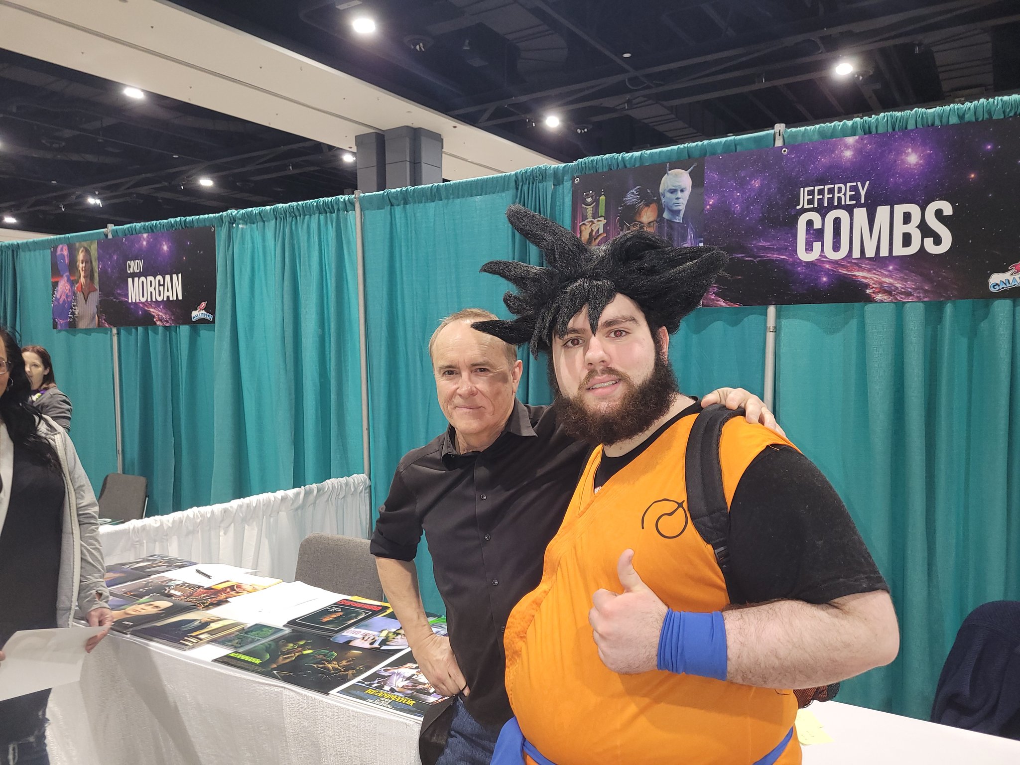 Matthew Davis on X: "Just met Jeffrey Combs, star of the 1985 horror movie  "Re-Animator!" https://t.co/3cROirUdWx" / X