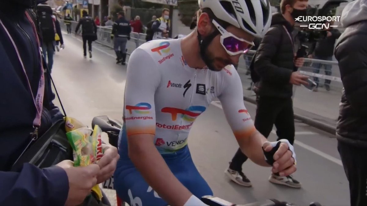LeGruppetto's tweet photo. Anthony Turgis a des regrets mais il s'offre un premier podium sur un monument. Grosse performance tout de même pour le coureur de 27 ans, 4e du Tour des Flandres en 2020, qui est sorti cette fois dans le dernier kilomètre. #MilanoSanRemo https://t.co/KEKp2BlFPW