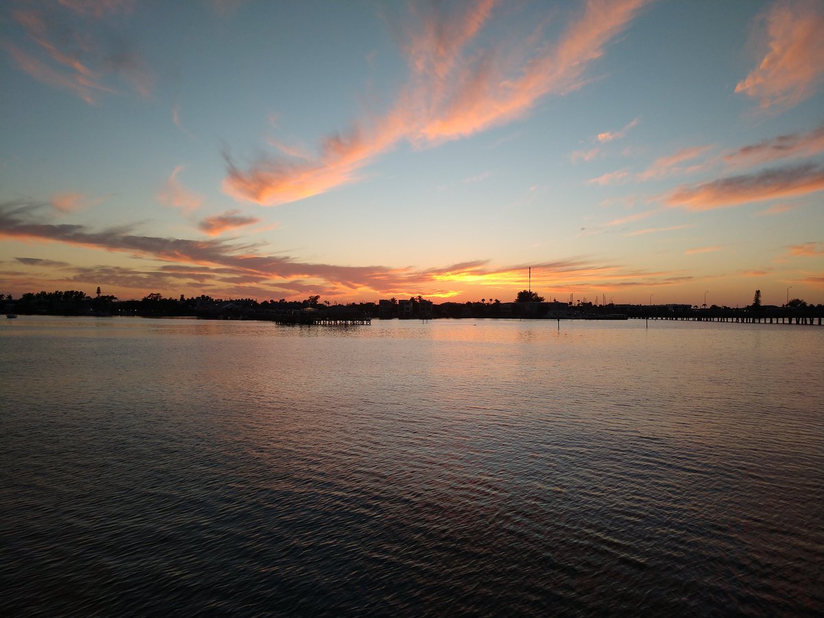CollinReynold18's tweet photo. "Hard goodbyes are proof of memories made and blessings." Had a wonderful time in SW Florida with some family the past couple of weeks and now headed home to NW Ohio! https://t.co/c1dfunPf3a