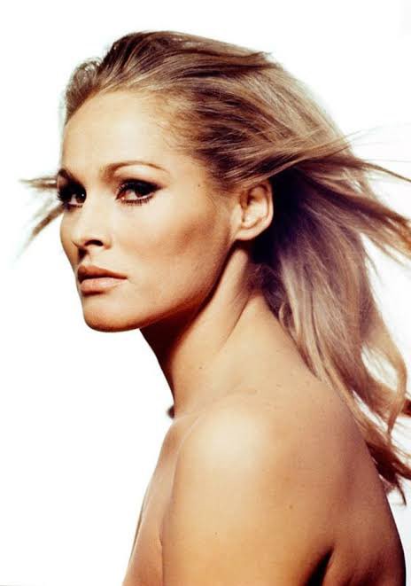 Happy birthday to gorgeous Ursula Andress. My favorite film with Andress is Clash of the Titans. 