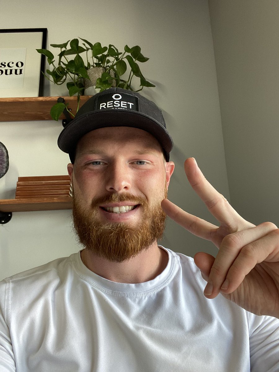 Skylargl's tweet photo. Wuddup I’m Skylar, I like cold plunges and I cannot lie.

I’m working with @isaenergy to build #Energy3 for the future world since boomers gave all of their fuc*s to corporations who enslaved their souls.

Let me know who you are if you see this post ⬇️

#helloworld2022 https://t.co/b7BIa12nek