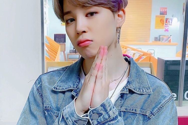 hewwooo~!!
so sowry but i'll do a mass unfollow and for anyone who still wanna be my moots let me know by retweeting this tweet juseyong~~
thank u uwu