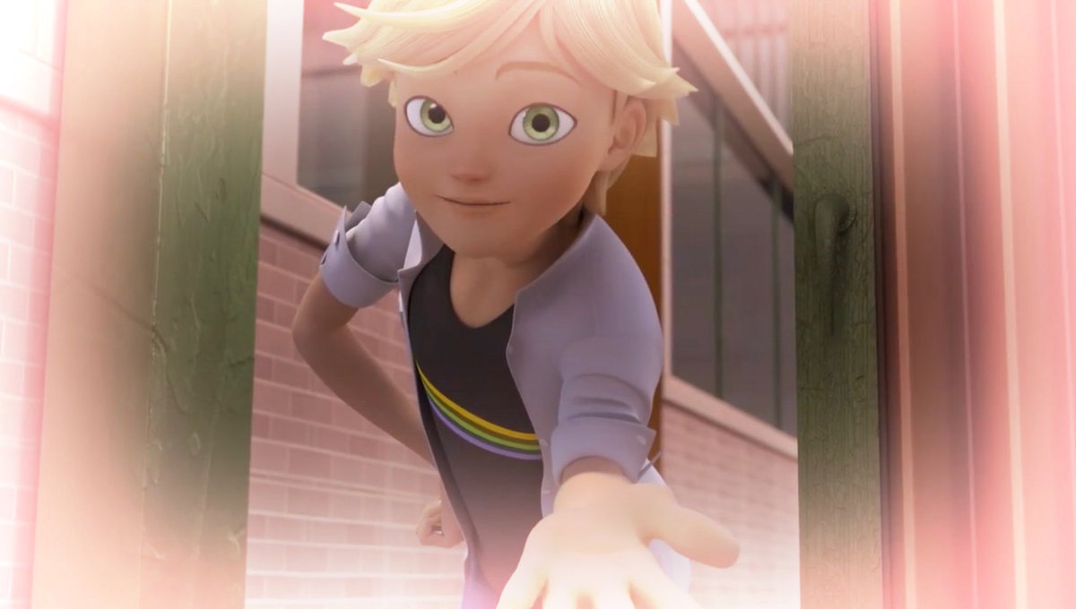lesbianchatnoir's tweet photo. pov: ur marinette watching her memories flash before her eyes when she relinquishes being guardian at the end of s5: https://t.co/O6DMzaSuhy